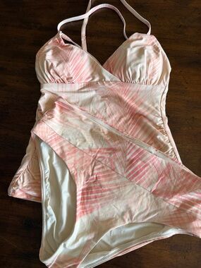 CALIA by Carrie Underwood Pink and Cream Tankini Set